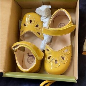 NEW - Livie & Luca Petals size 11 - Yellow